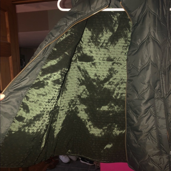 Vineyard vines vest - Picture 3 of 3